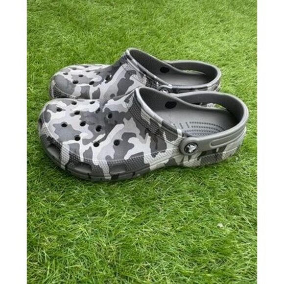 Camouflage Crocs Clogs Mens Size 8 Lightweight & Comfortable Water-Resistant Sli - Picture 3 of 5